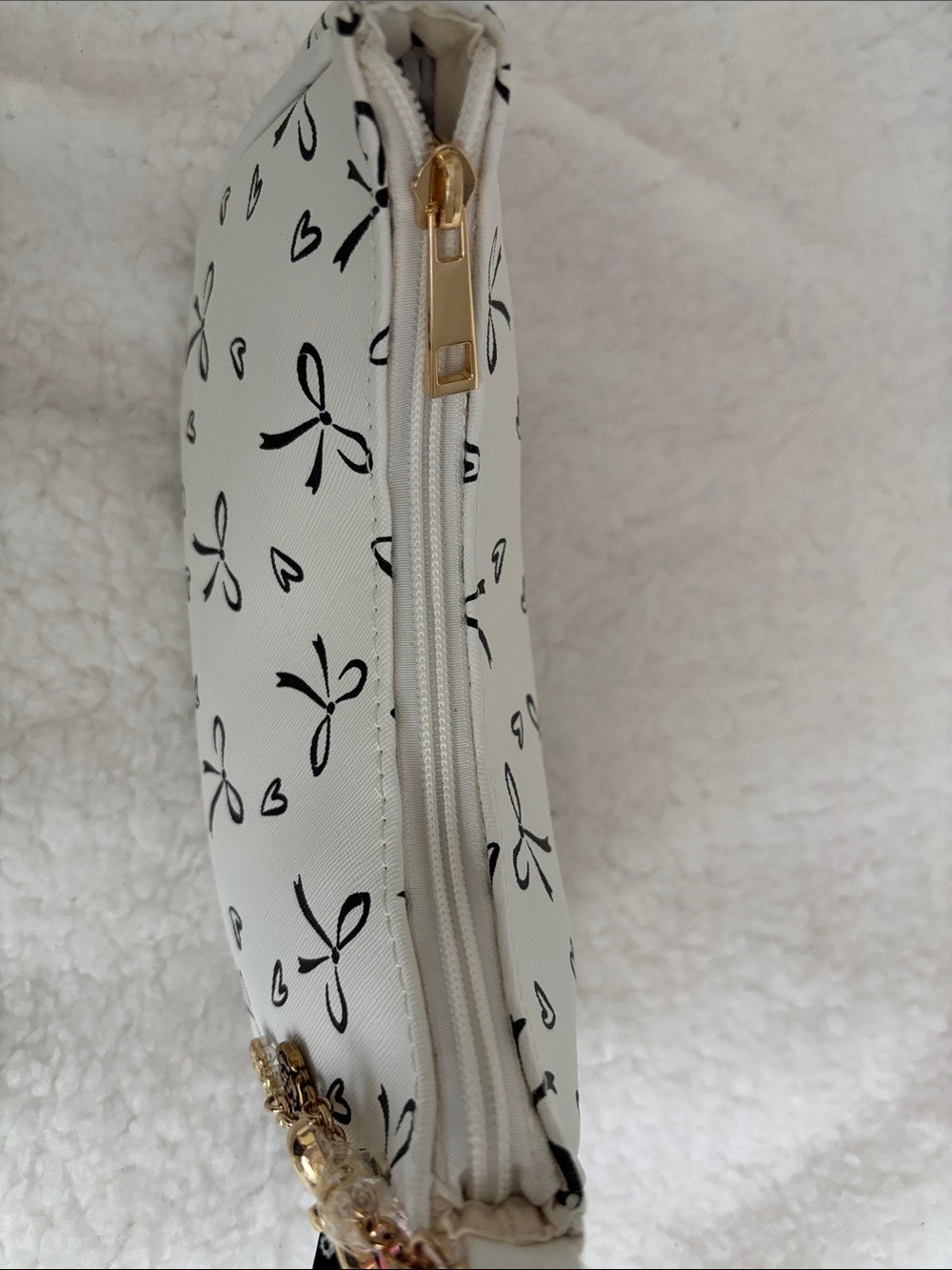 White Bow Print Shoulder Bag - Picture 5 of 8